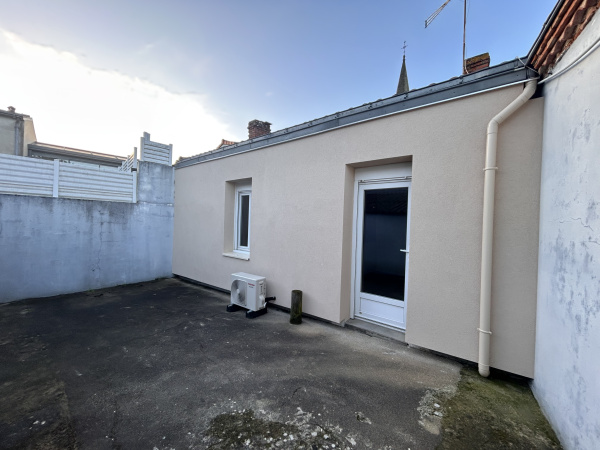 Offres de location Studio Le Landreau 44430