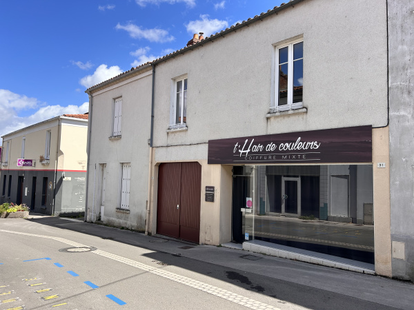 Location Immobilier Professionnel Local commercial Le Loroux-Bottereau 44430