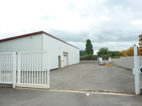 Location Immobilier Professionnel Local commercial Le Loroux-Bottereau 44430