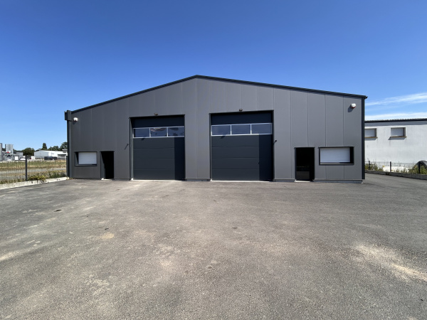 Location Immobilier Professionnel Entrepôt Saint-Julien-de-Concelles 44450
